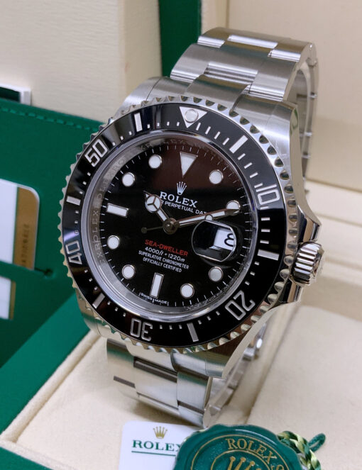 Rolex Sea Dweller 126600 43mm Mk1 1.jpg