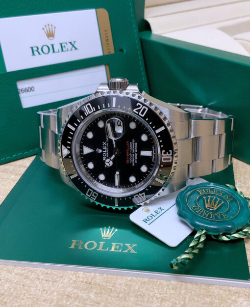 Rolex Sea Dweller 126600 43mm Mk1 5.jpg